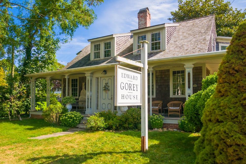 Yarmouthport, Massachusetts, USA -August 18, 2021- The Cape Cod home of the late Edward Gorey, an American author, illustrator, playwright, set and costume designer. who lived here until his death in 2000.. The house is located on the Cape Cod Museum Trail and is dedicated to Gorey’s life and work and his devotion to animal welfare.